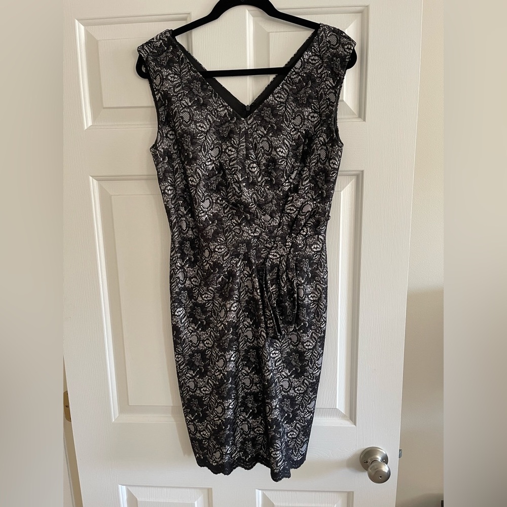 Tahari Black white lace dress Size 6P